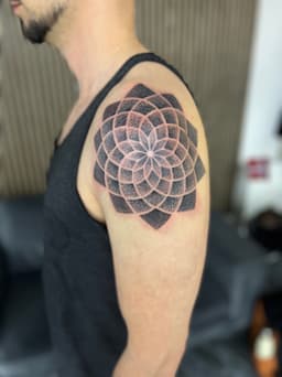 Tattoo Fashion Horsens artist Nadia work 2