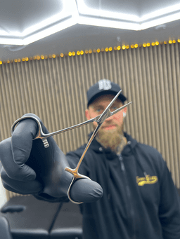 Smiley piercing professionelt udført i Horsens